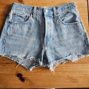 Levi Strauss & Co 501 Jean Shorts, Size 27
